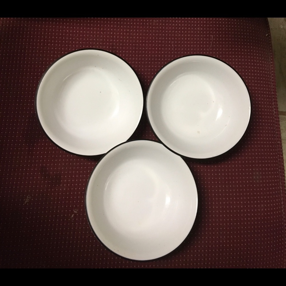 3 Corelle Rosemarie Cereal Soup Bowls 6 “ Black